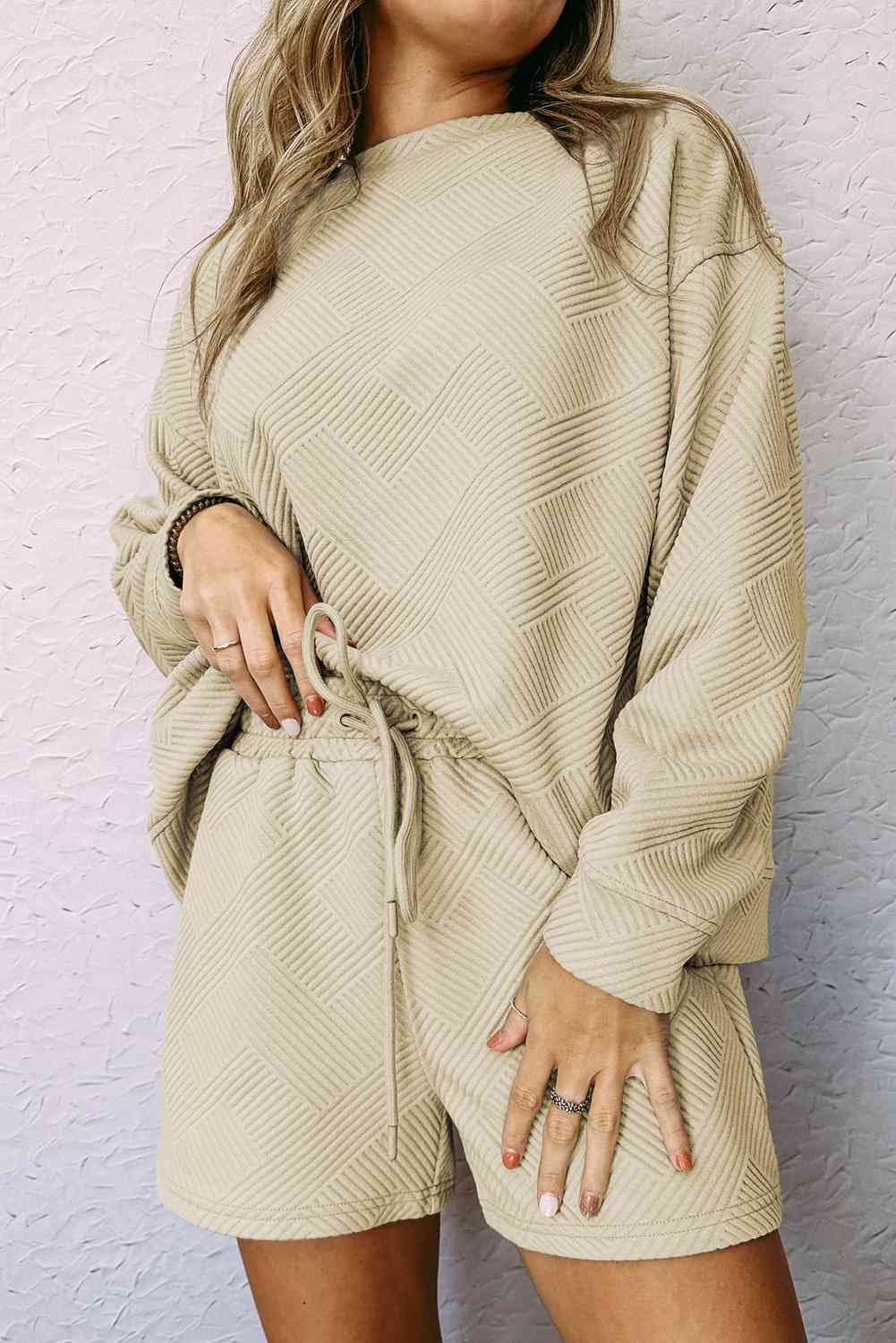 Ribbed Drop Shoulder Sweatshirt and Shorts Set | Casual Set With Pocketed Shorts