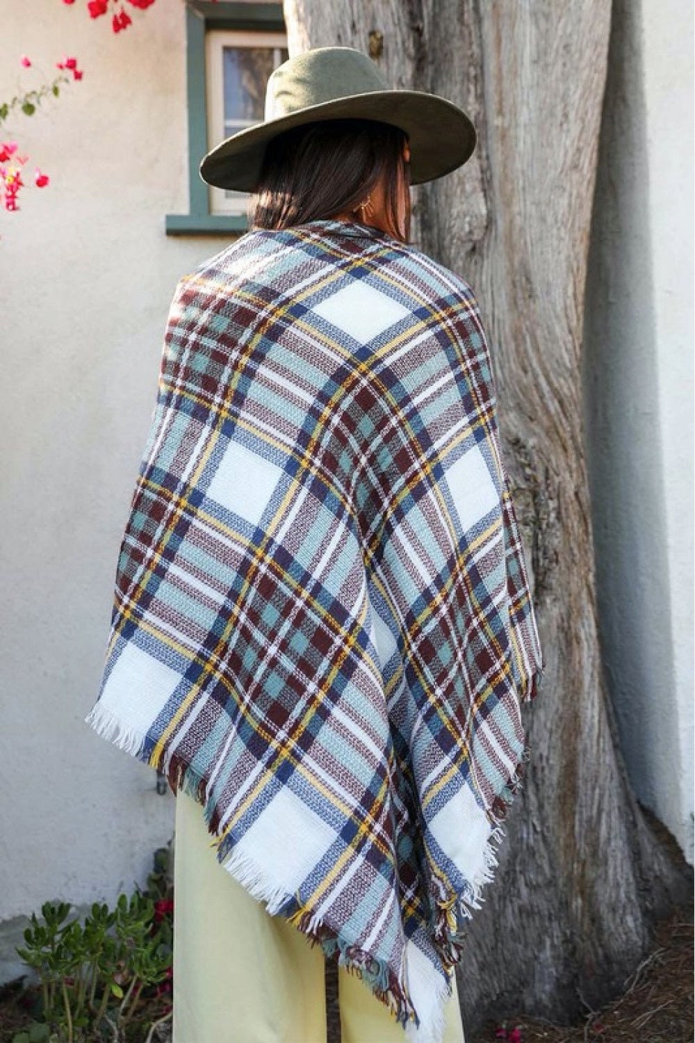 Leto Vintage Darling Plaid Flannel Poncho with Toggle Closure daycasual..com