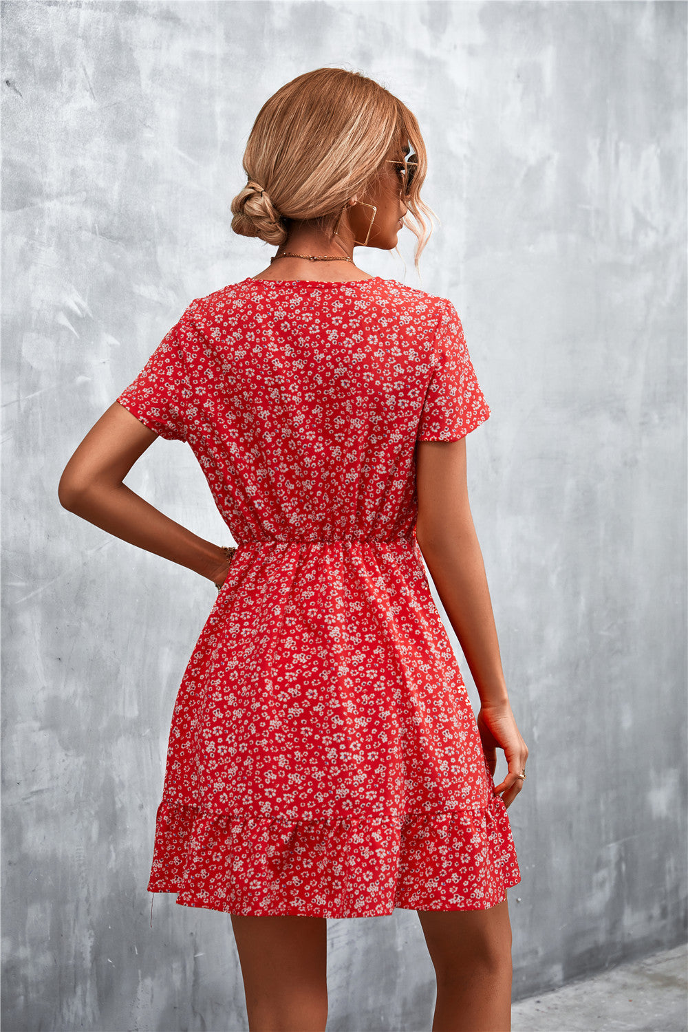 Ditsy Floral V-Neck Short Sleeve Dress