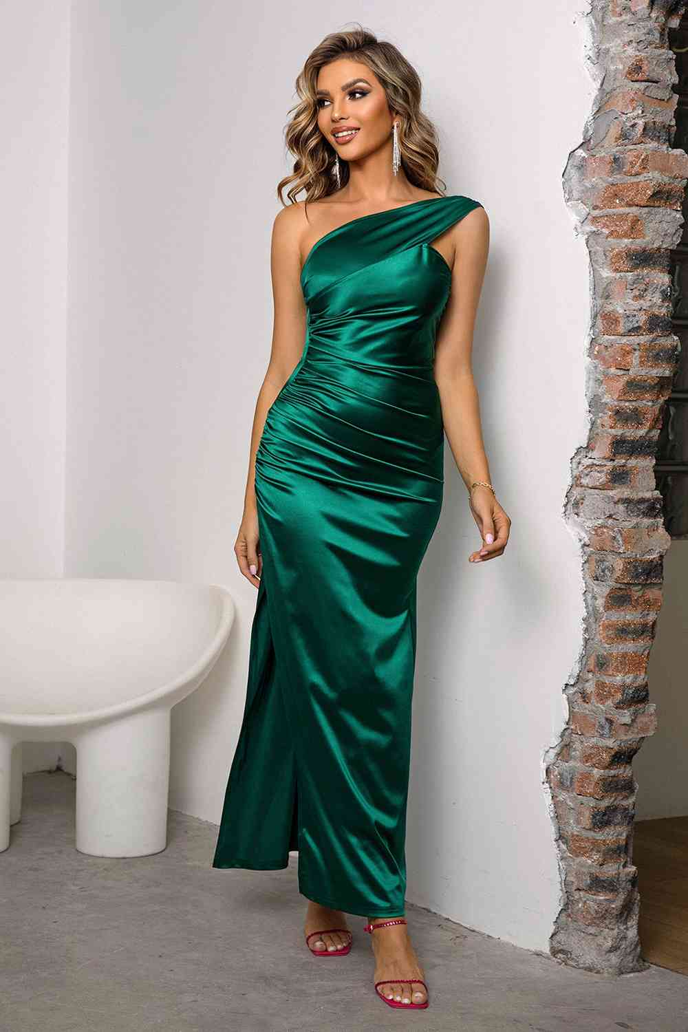 One-Shoulder Ruched Slit Maxi Dress | Evening Prom Sleeveless Solid Gown