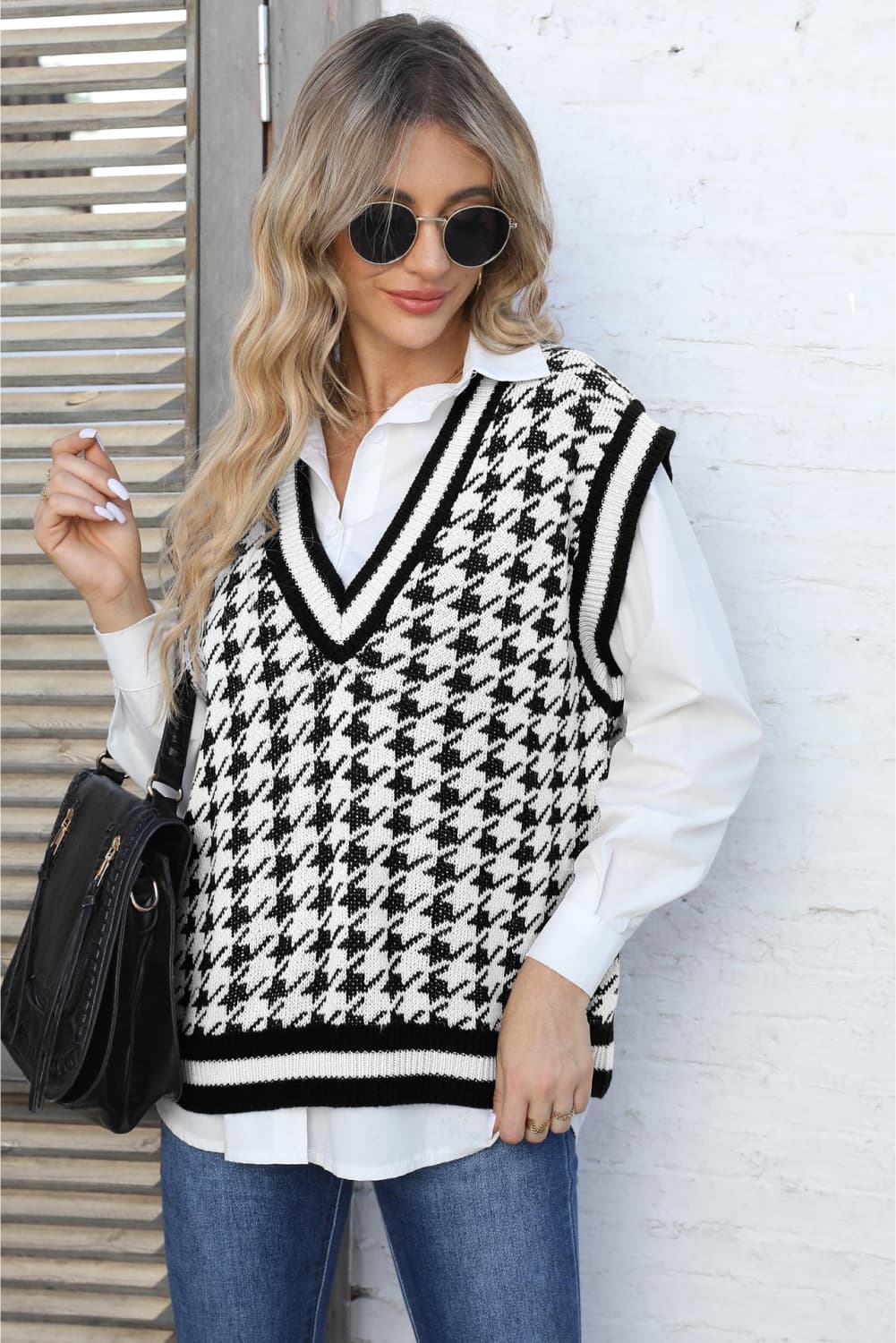 Ribbed V-Neck Sleeveless Sweater | Houndstooth Casual Ribbed Acrylic Sweater