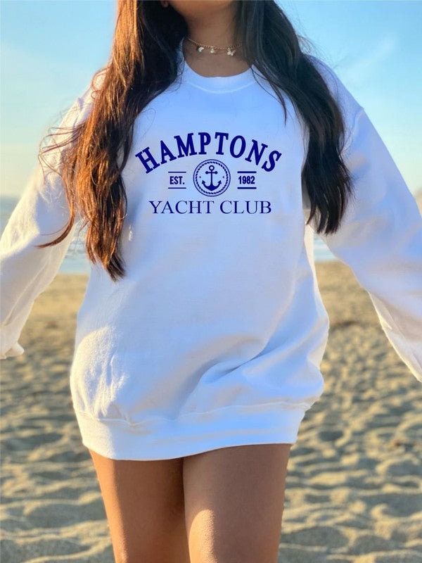 Hamptons Yacht Club CrewNeck Grey and Whiye Sweatshirt | Modern Trendy Streetwear Fitted Fashionable Sweatshirt | Long Sleeve Loose  Top daycasual..com